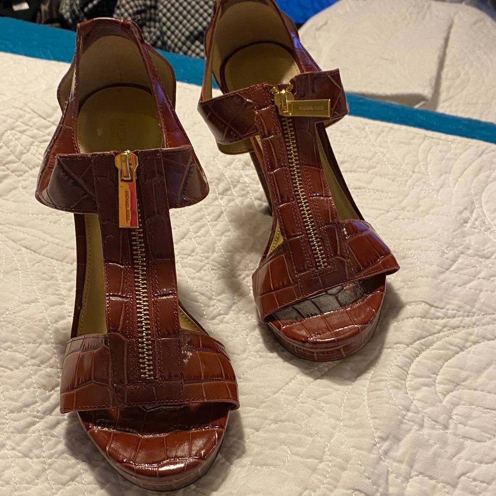 Michael Kors Brown Croc-Embossed Sandals
